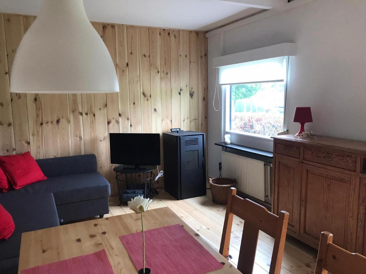 Le Chalet De La Roche En Ardenne Hotell Theux Eksteriør bilde